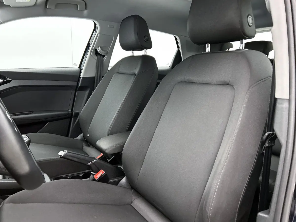 citycarver 30 TFSI Advanced Edition 110 PK | Navigatie | Virtuele Cockpit | Apple Carplay / Android Auto | Climate Control | Parkeersensoren | Cruise Control |