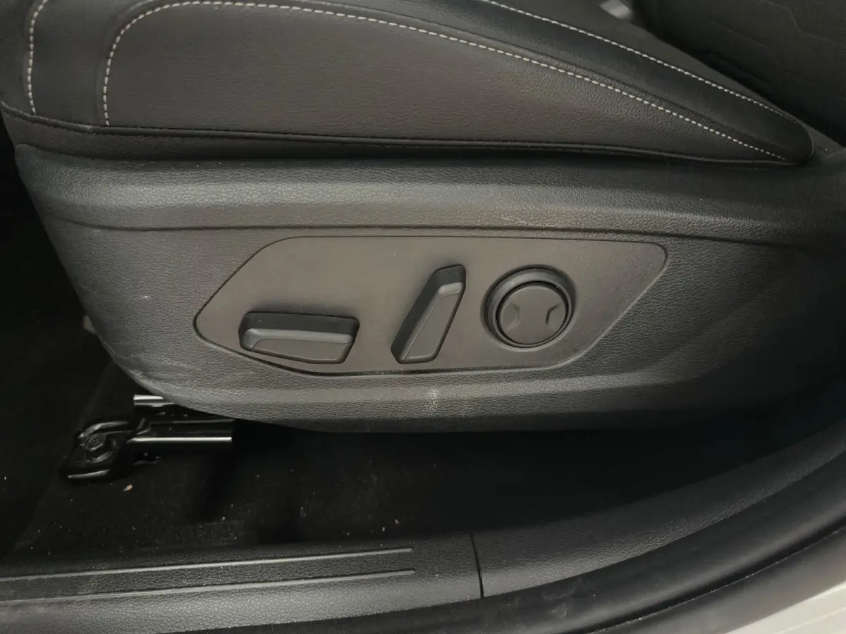 1.6 T-GDi MHEV ComfortLine|INCL BTW|HAND|INRUIL MOGELIJK|