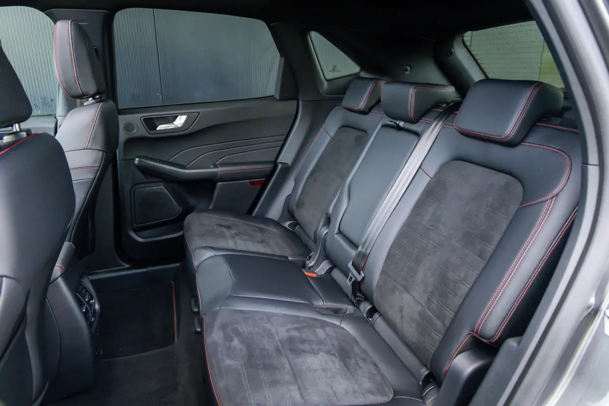 2.5 PHEV ST-Line X | Pano-dak | AGR-stoel | Wegklap Trekhaak | Adapt. Cruise | Head-Up | Full Adaptive LED | Winter-pack | Stankachel