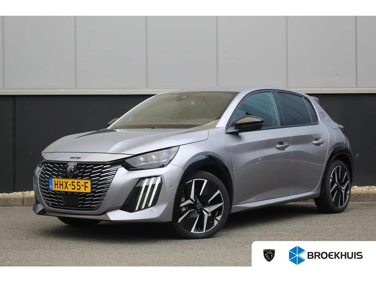 1.2 Hybrid 145 e-DCS6 GT | Adap. Cruise C. | 360 Camera | Navi | Dodehoeksens. | Full-LED | Climate C. | KeyLess | PDC V&A | CarPlay | 17" LMV | Privacy Glass | Adap. Cruise C. | 360 Camera 