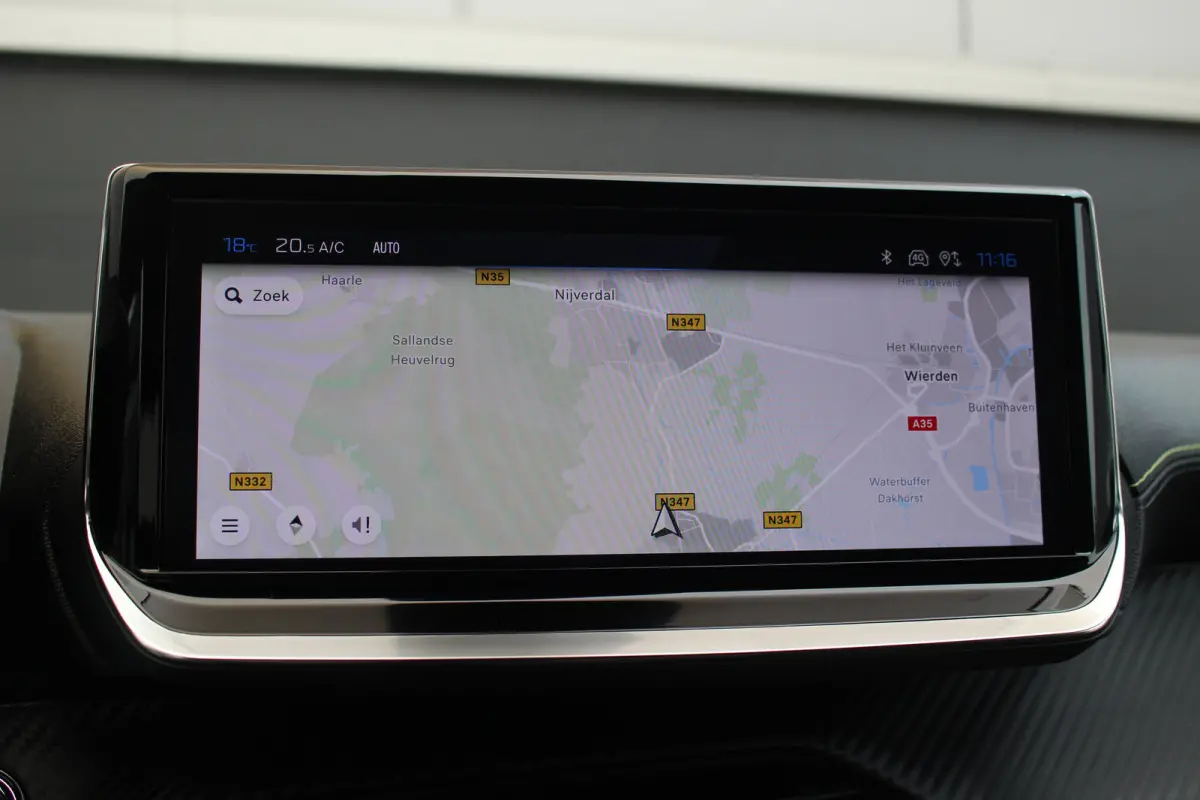 1.2 Hybrid 145 e-DCS6 GT | Adap. Cruise C. | 360 Camera | Navi | Dodehoeksens. | Full-LED | Climate C. | KeyLess | PDC V&A | CarPlay | 17" LMV | Privacy Glass | Adap. Cruise C. | 360 Camera 