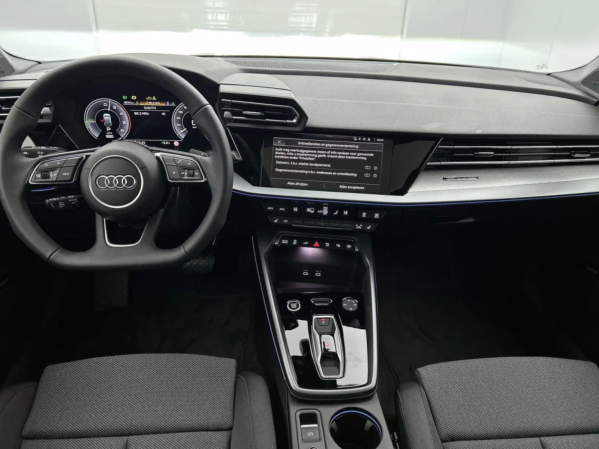 40 TFSI e Advanced 204 PK | SONOS | Panoramadak | Stoelverwarming | Standkachel |
