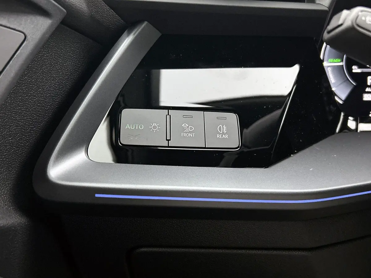 40 TFSI e Advanced 204 PK | SONOS | Panoramadak | Stoelverwarming | Standkachel |
