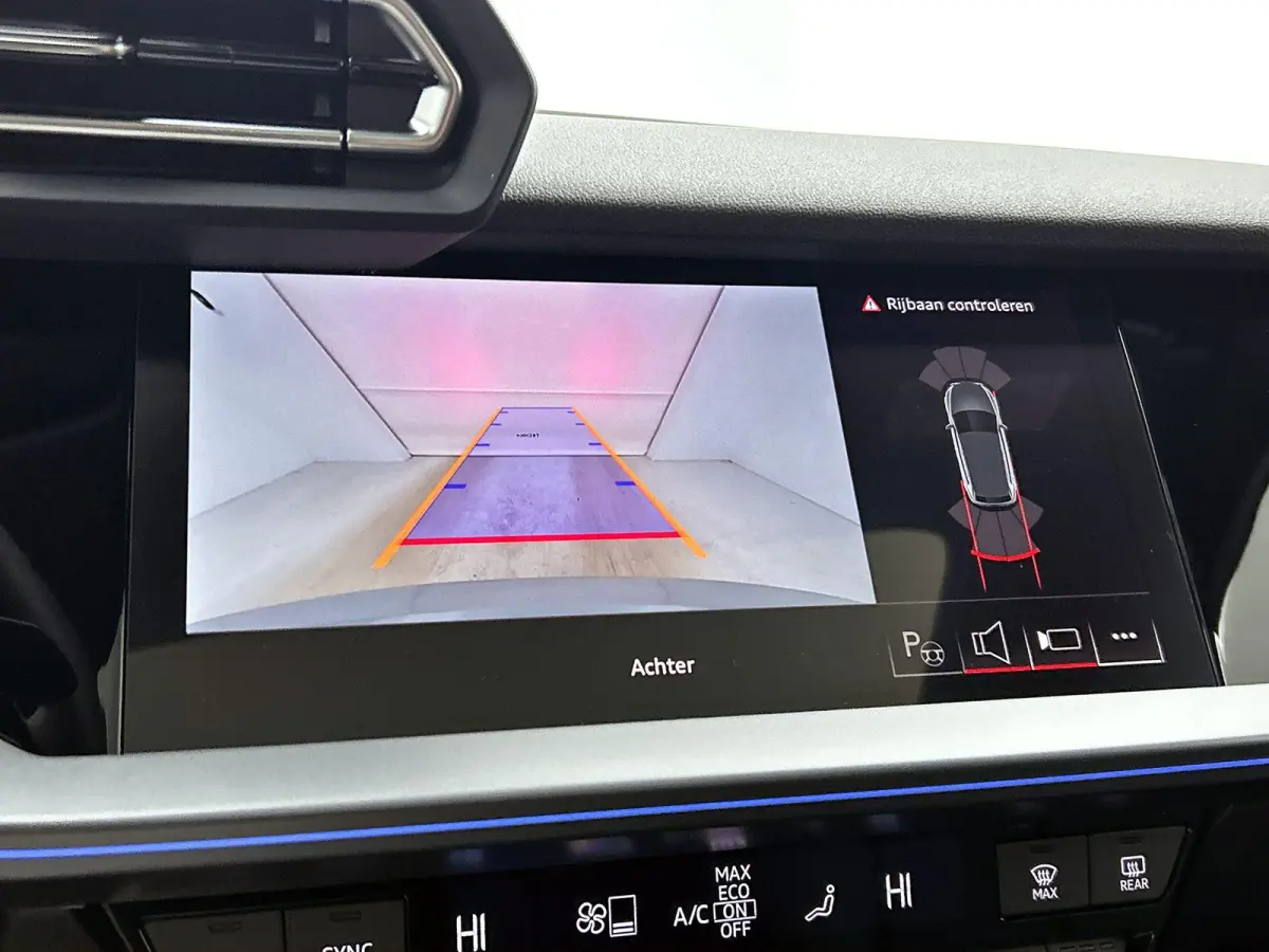 40 TFSI e Advanced 204 PK | SONOS | Panoramadak | Stoelverwarming | Standkachel |