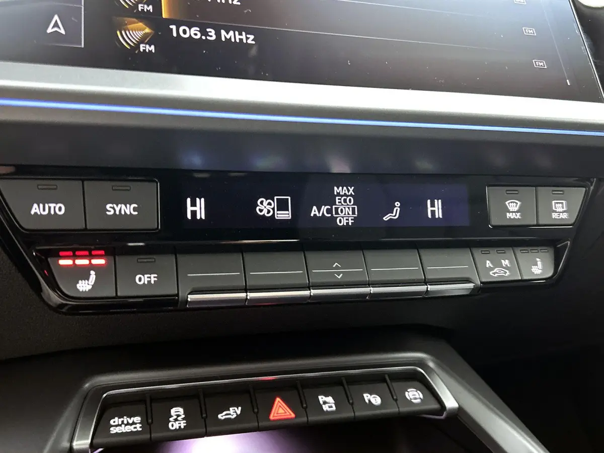 40 TFSI e Advanced 204 PK | SONOS | Panoramadak | Stoelverwarming | Standkachel |