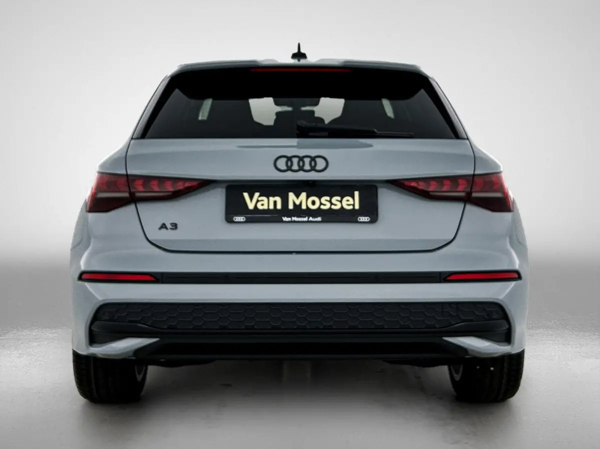 40 TFSI e Advanced 204 PK | SONOS | Panoramadak | Stoelverwarming | Standkachel |