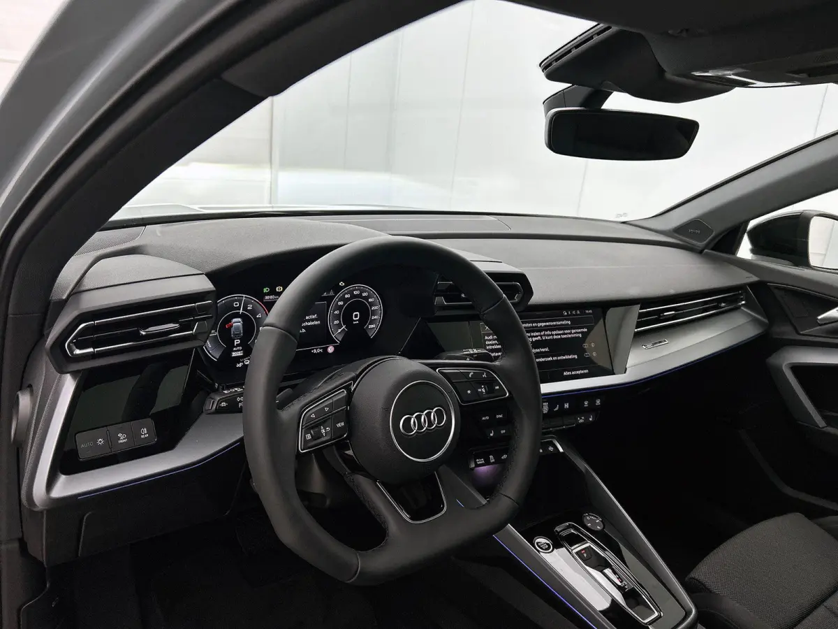 40 TFSI e Advanced 204 PK | SONOS | Panoramadak | Stoelverwarming | Standkachel |