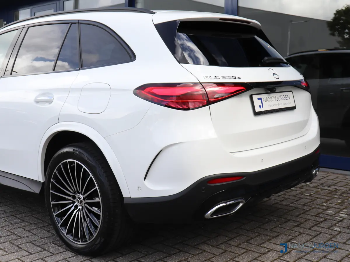 4M | AMG | Premium Plus | Night Pakket | Distronic Pro | Elektr. Panodak | Winter Pakket | Memory Pakket | MBUX Aug. Reality Navi | Burmester | Parkeer Pakket | 360* Camera | 20" LM Velgen |
