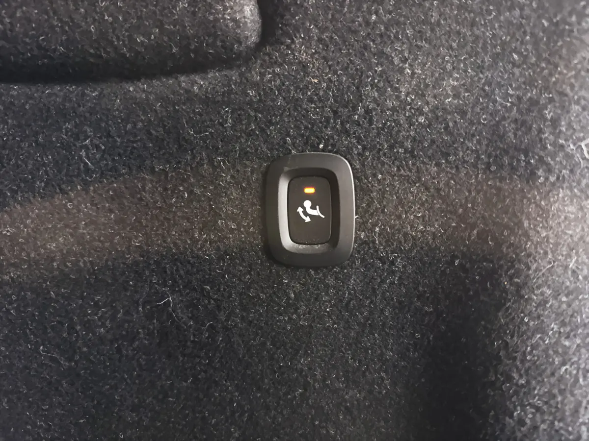 T4 Inscription Expression | SOH 84% | Parkeercamera | Cruise control | Navigatie | Trekhaak