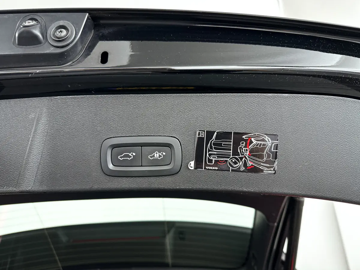 T4 Inscription Expression | SOH 84% | Parkeercamera | Cruise control | Navigatie | Trekhaak