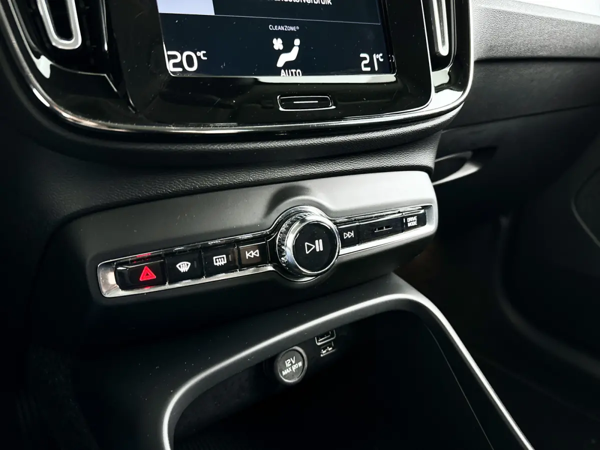 T4 Inscription Expression | SOH 84% | Parkeercamera | Cruise control | Navigatie | Trekhaak