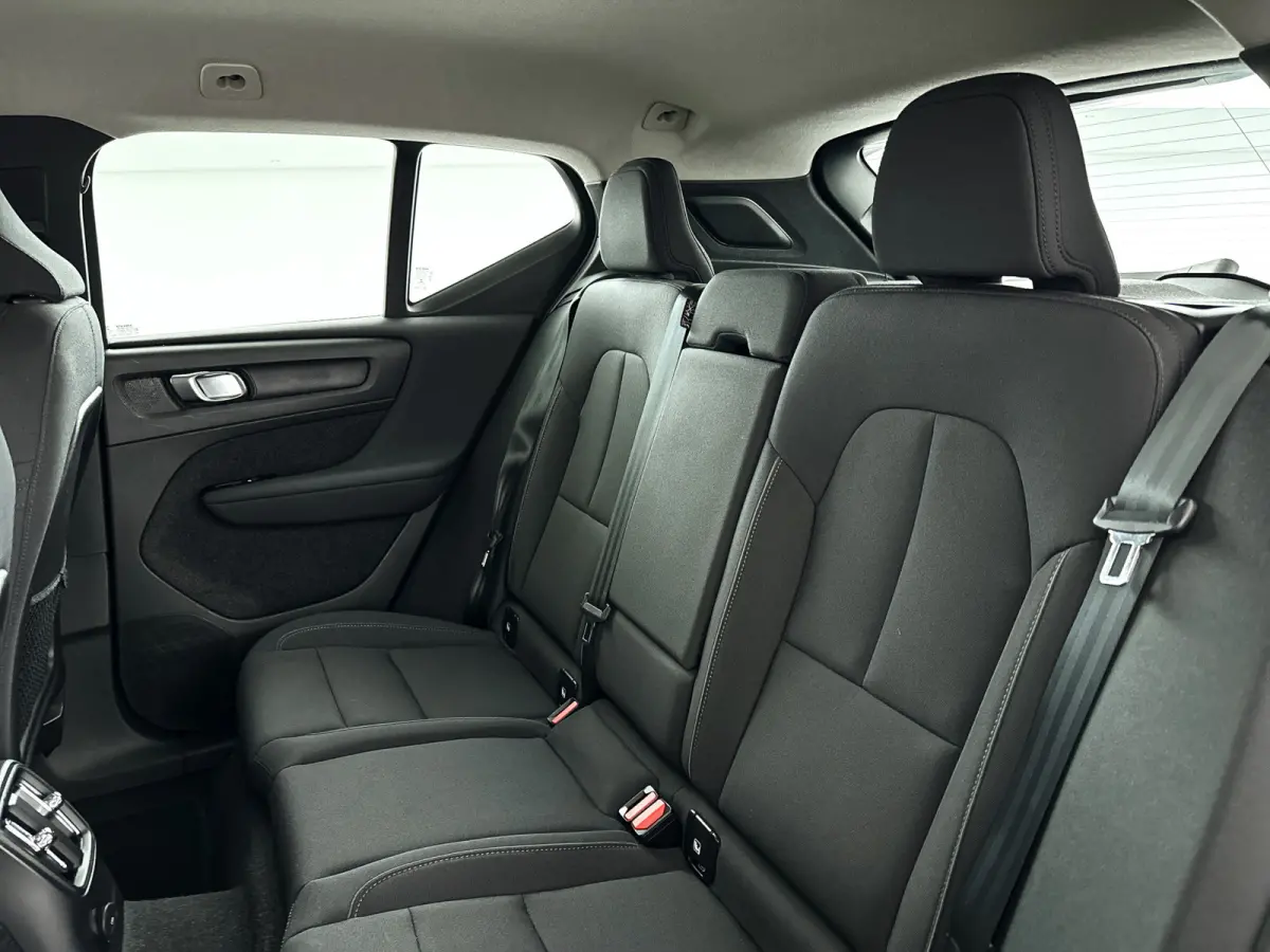 T4 Inscription Expression | SOH 84% | Parkeercamera | Cruise control | Navigatie | Trekhaak
