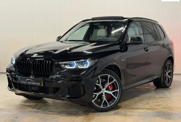 XDrive45e High Executive | PANO | M-SPORT | 360 CAMERA | HUD | TREKHAAK