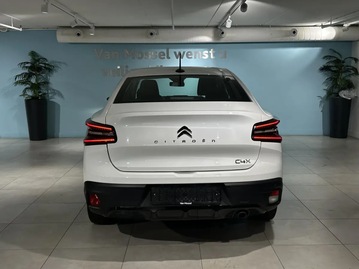1.2 Puretech 100 You | Parkeersensoren |  Apple Carplay/Android Auto | Climate control