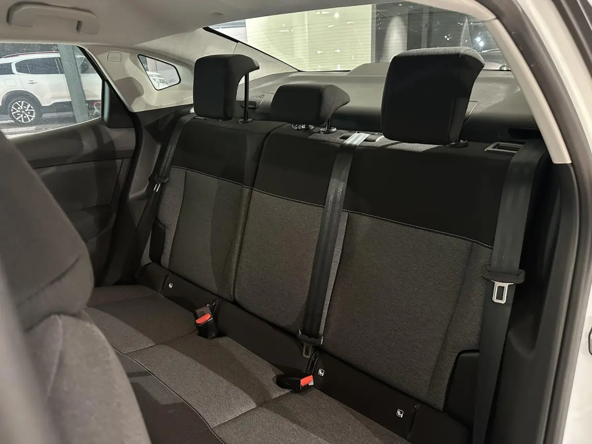 1.2 Puretech 100 You | Parkeersensoren |  Apple Carplay/Android Auto | Climate control