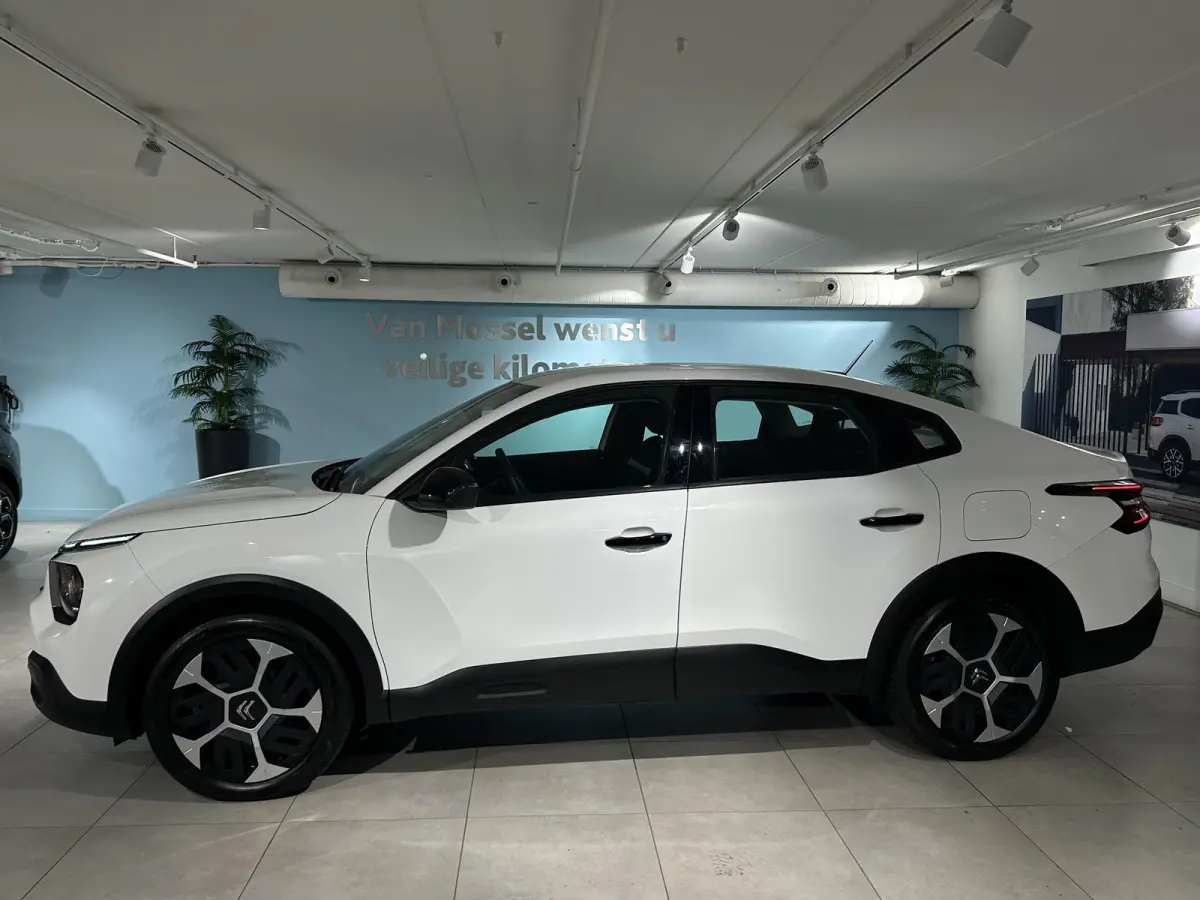 1.2 Puretech 100 You | Parkeersensoren |  Apple Carplay/Android Auto | Climate control