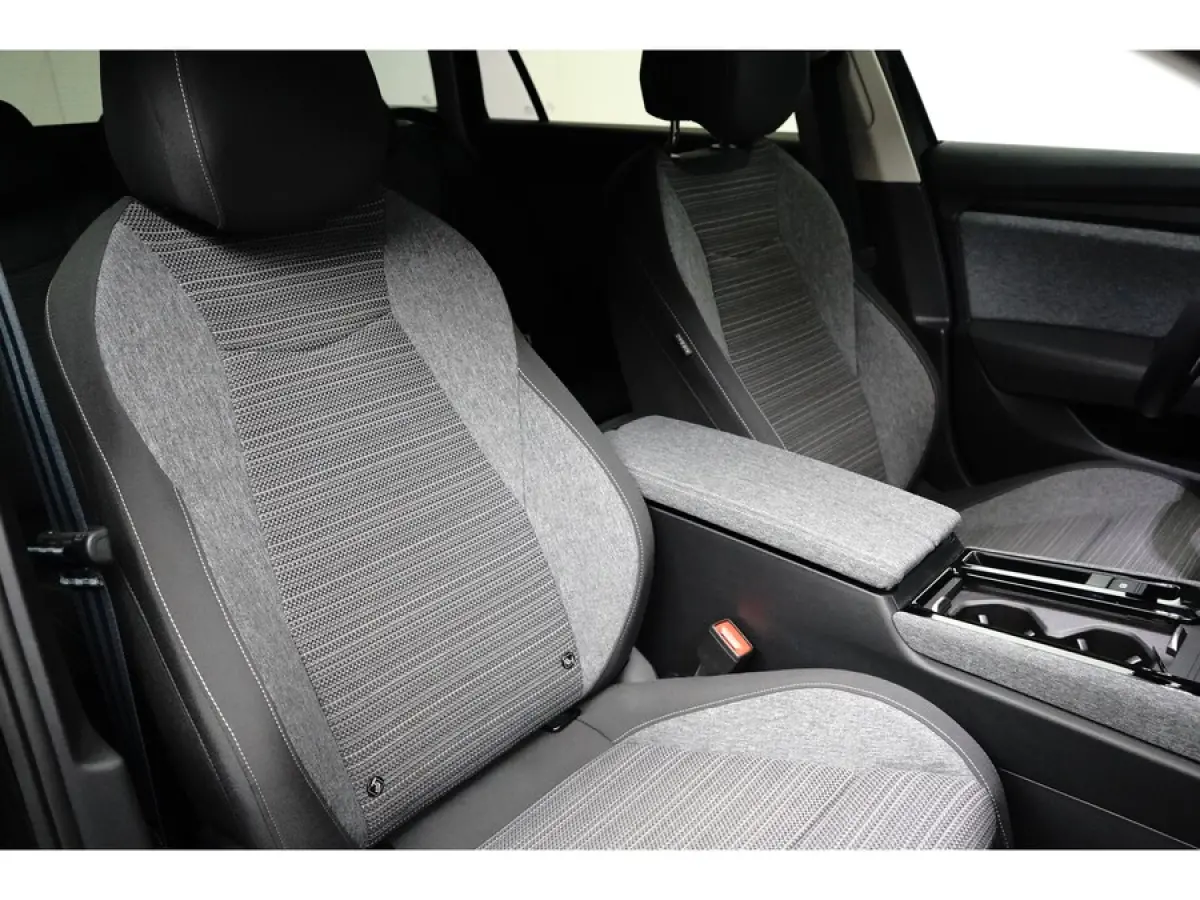 1.5 TSI iV 204PK Selection | Achteruitrijcamera | Airco (automatisch) | Cruise control adaptief met Stop&Go en stuurhulp