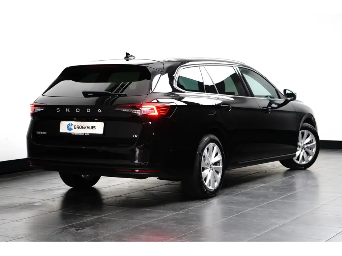 1.5 TSI iV 204PK Selection | Achteruitrijcamera | Airco (automatisch) | Cruise control adaptief met Stop&Go en stuurhulp