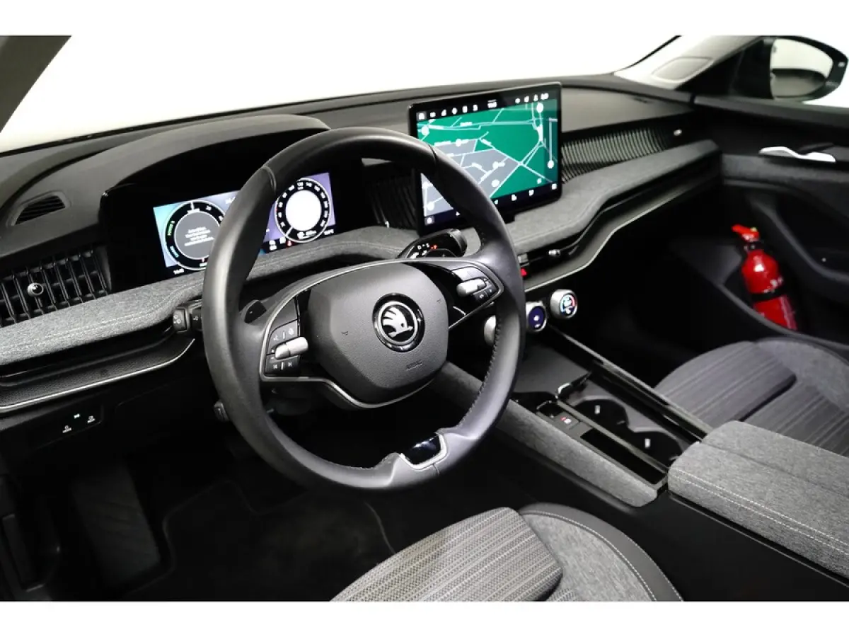 1.5 TSI iV 204PK Selection | Achteruitrijcamera | Airco (automatisch) | Cruise control adaptief met Stop&Go en stuurhulp