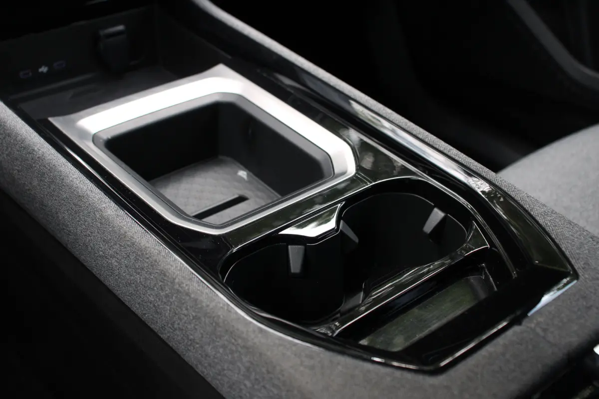 1.2 E-Tech full hybrid 200 evolution | 1E EIGENAAR | NL-AUTO! | STOELVERWARMING | DODE HOEK DETECTIE | CAMERA | PARK SENSOR