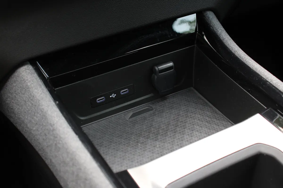 1.2 E-Tech full hybrid 200 evolution | 1E EIGENAAR | NL-AUTO! | STOELVERWARMING | DODE HOEK DETECTIE | CAMERA | PARK SENSOR