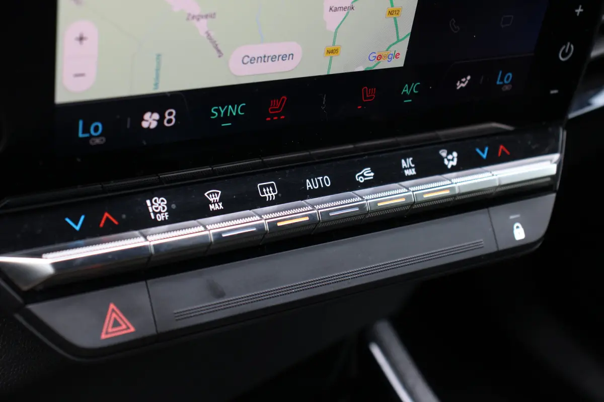 1.2 E-Tech full hybrid 200 evolution | 1E EIGENAAR | NL-AUTO! | STOELVERWARMING | DODE HOEK DETECTIE | CAMERA | PARK SENSOR