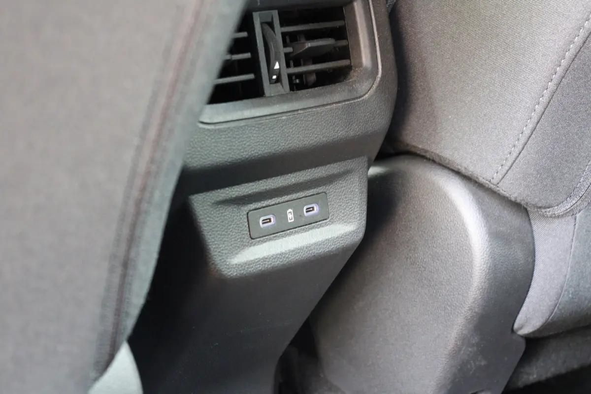 1.2 E-Tech full hybrid 200 evolution | 1E EIGENAAR | NL-AUTO! | STOELVERWARMING | DODE HOEK DETECTIE | CAMERA | PARK SENSOR