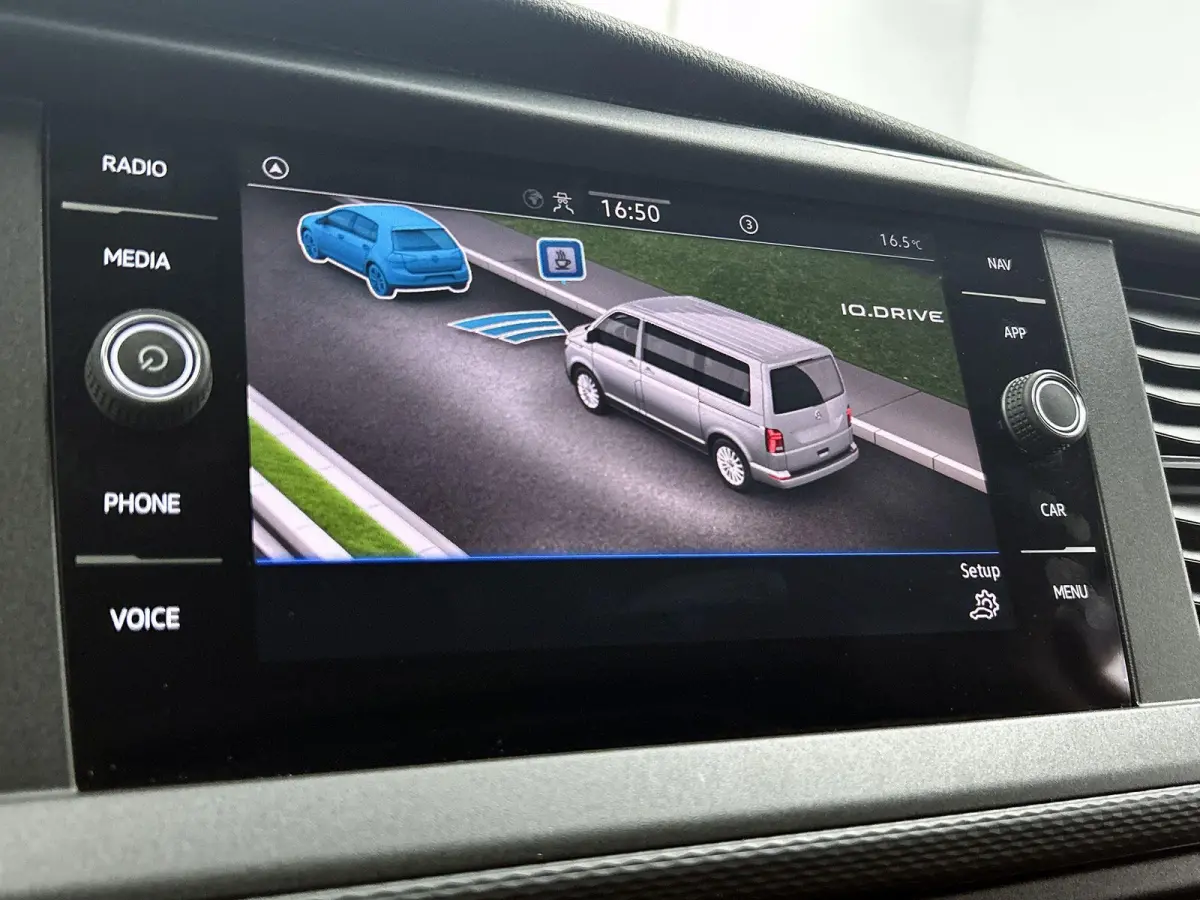 2.0 TDI L2H1 150PK | Automaat | Airco | Trekhaak | Multifunctioneel Stuurwiel | Adaptive Cruise Control | Parkeersensoren Voor + Achter | Apple/Android Carplay |