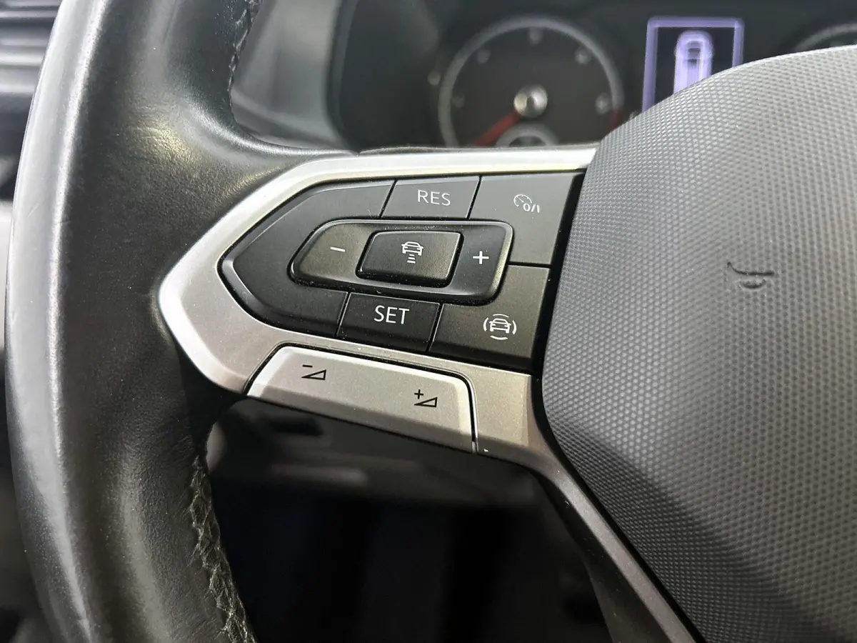 2.0 TDI L2H1 150PK | Automaat | Airco | Trekhaak | Multifunctioneel Stuurwiel | Adaptive Cruise Control | Parkeersensoren Voor + Achter | Apple/Android Carplay |