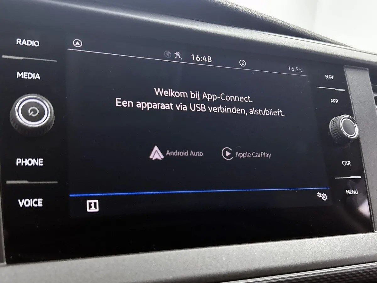 2.0 TDI L2H1 150PK | Automaat | Airco | Trekhaak | Multifunctioneel Stuurwiel | Adaptive Cruise Control | Parkeersensoren Voor + Achter | Apple/Android Carplay |