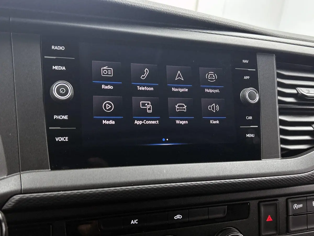 2.0 TDI L2H1 150PK | Automaat | Airco | Trekhaak | Multifunctioneel Stuurwiel | Adaptive Cruise Control | Parkeersensoren Voor + Achter | Apple/Android Carplay |