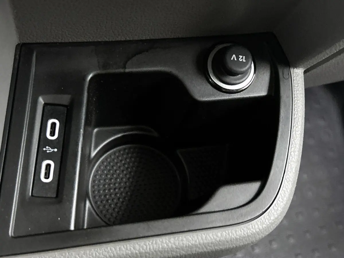2.0 TDI L2H1 150PK | Automaat | Airco | Trekhaak | Multifunctioneel Stuurwiel | Adaptive Cruise Control | Parkeersensoren Voor + Achter | Apple/Android Carplay |