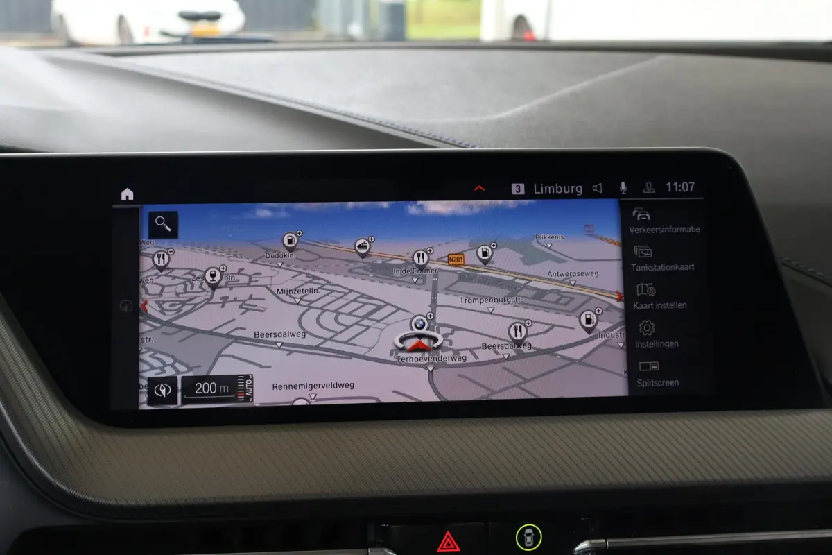 118i | M Sportpakket | Apple Carplay/Android Auto | Park Distance Control voor/achter