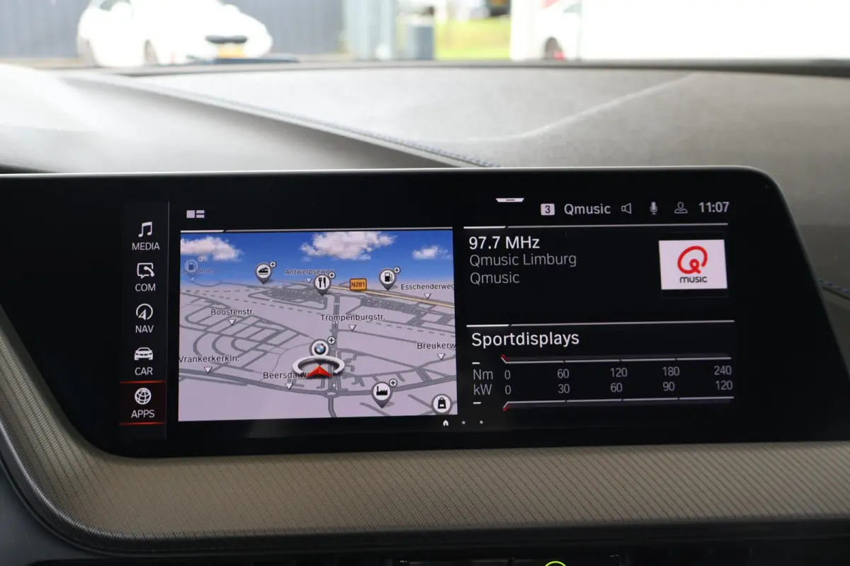 118i | M Sportpakket | Apple Carplay/Android Auto | Park Distance Control voor/achter