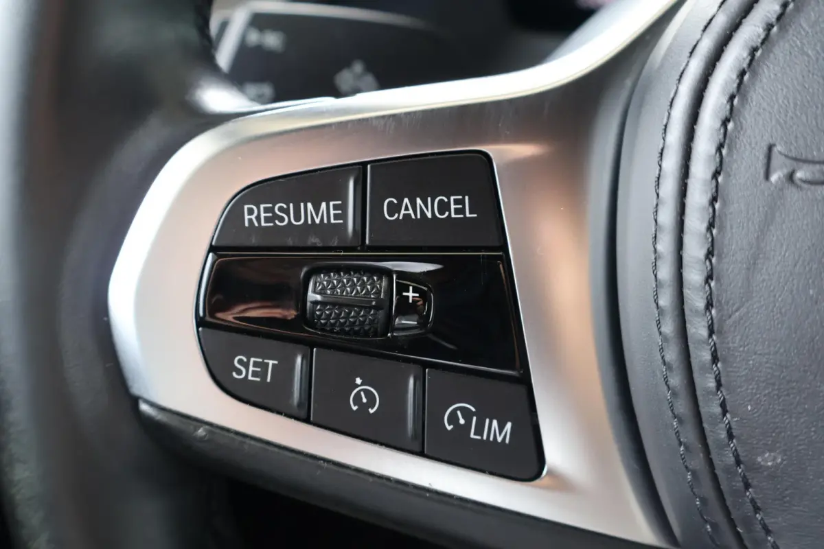 118i | M Sportpakket | Apple Carplay/Android Auto | Park Distance Control voor/achter