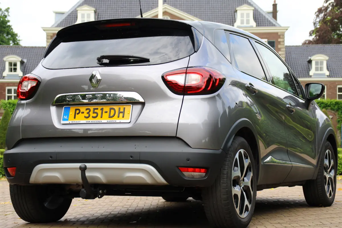 0.9 TCe Intens | TREKHAAK | ALL SEASON | NAVI | CLIMATE CONTROL | PARK SENSOR ACHTER | 17'' LMV