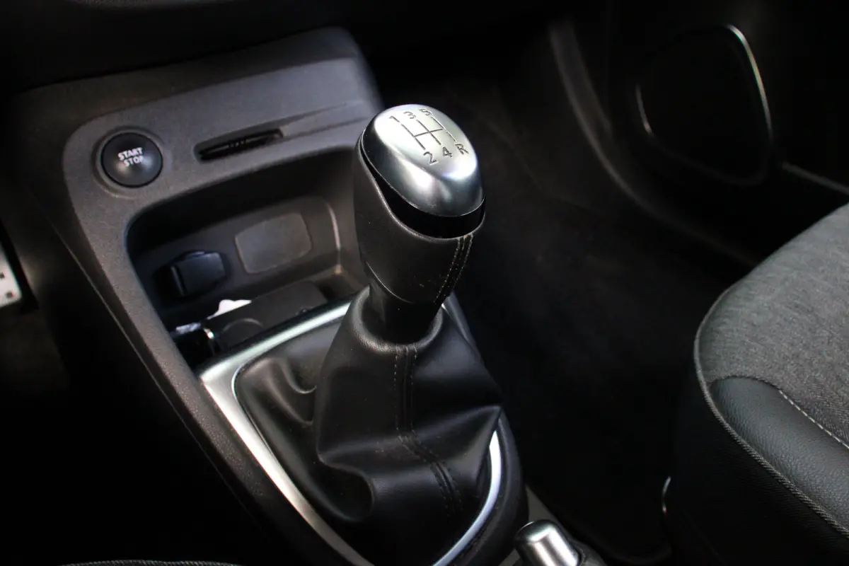 0.9 TCe Intens | TREKHAAK | ALL SEASON | NAVI | CLIMATE CONTROL | PARK SENSOR ACHTER | 17'' LMV