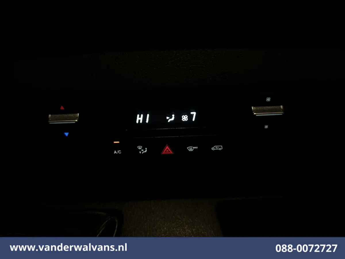 314 CDI 143pk L2H2 Euro6 Airco | Camera | Apple Carplay | Android Auto Parkeersensoren, Bijrijdersbank