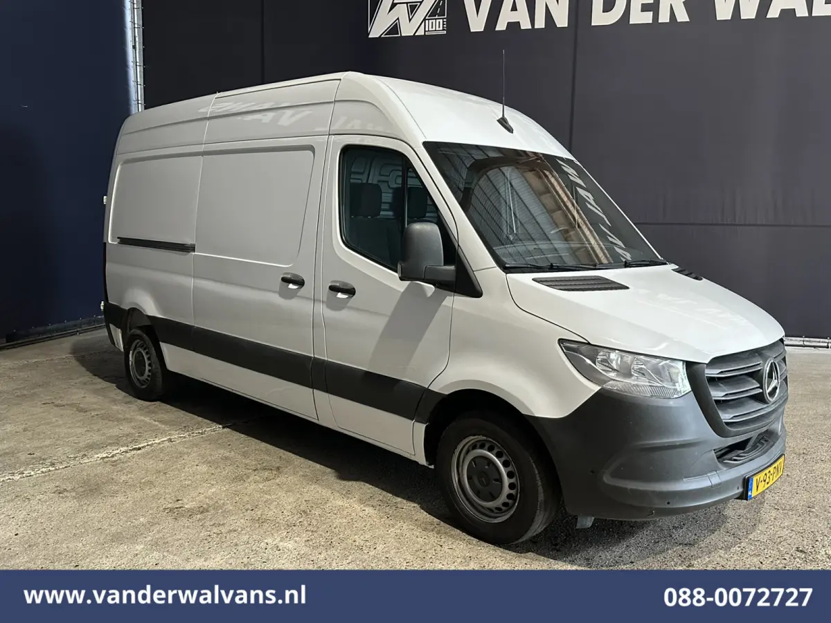 314 CDI 143pk L2H2 Euro6 Airco | Camera | Apple Carplay | Android Auto Parkeersensoren, Bijrijdersbank