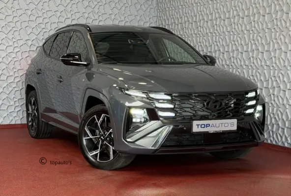 ONGEBRUIKTE AUTO 1.6 T-GDI PHEV N-LINE CAMERA ELEK.KLEP ELEK.STOEL/GEHEUG.VERW/GEKOELD SUBWFR 19''LMV ZWARTE HEMEL STUURVERW. PLUG IN HYBRIDE