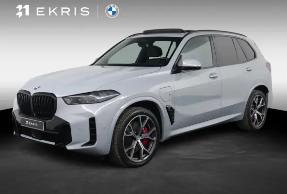 xDrive50e | SOH 100% | M Sport Pro | Skylounge Panoramadak | Driving Assistant Professional | Soft-Close | Achterasbesturing | Comfortstoelen |