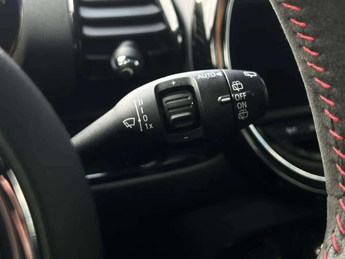 2.0 JCW ALL4 Chili 306pk | Pano | H&K Audio | Carplay | Camera | Navi