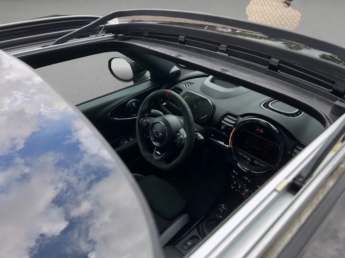 2.0 JCW ALL4 Chili 306pk | Pano | H&K Audio | Carplay | Camera | Navi
