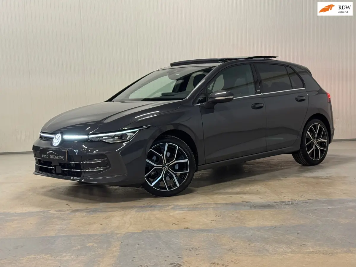 1.5 eTSI R-Line Edition | 50 JAHRE | FACELIFT | PANO | HUD | TREKHAAK