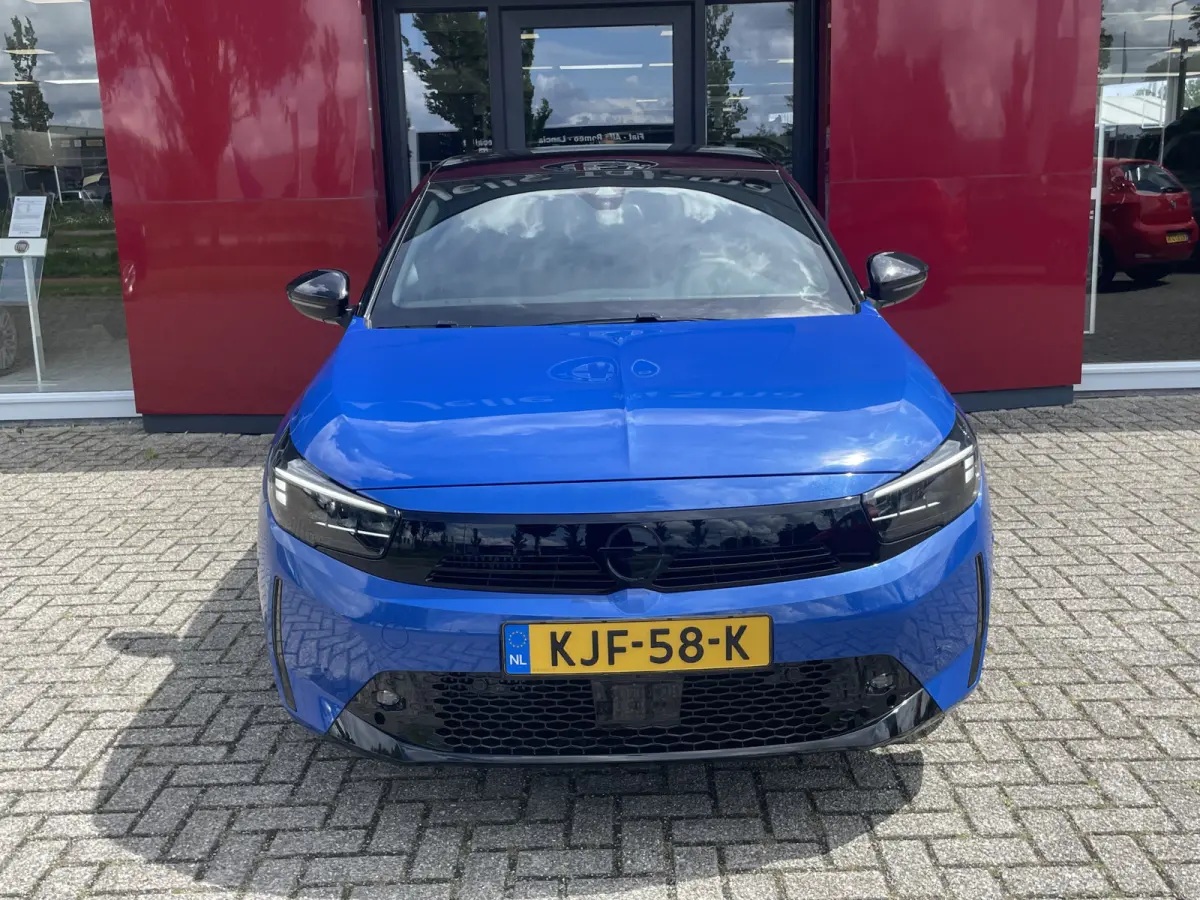 1.2 Turbo GS | Camera | Parkeersensoren voor en achter |
