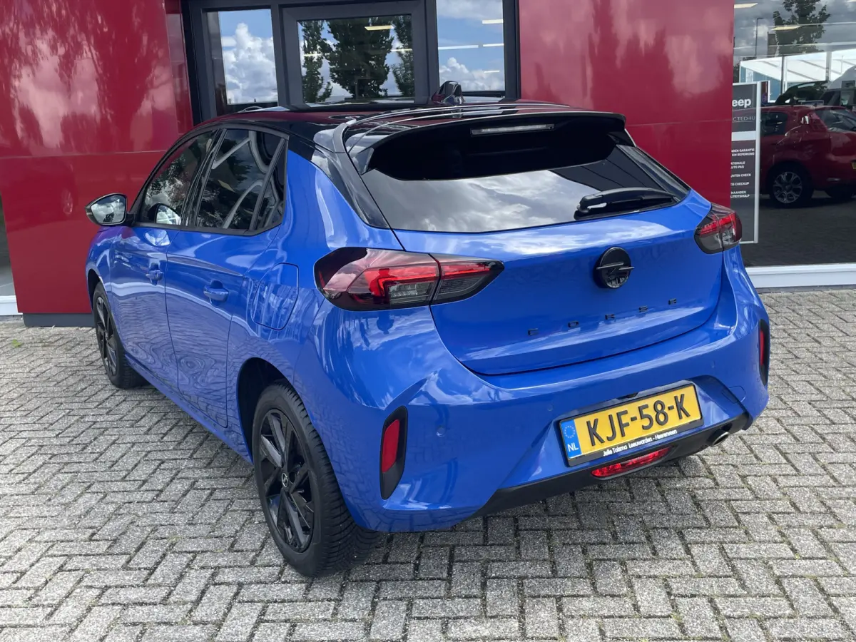 1.2 Turbo GS | Camera | Parkeersensoren voor en achter |
