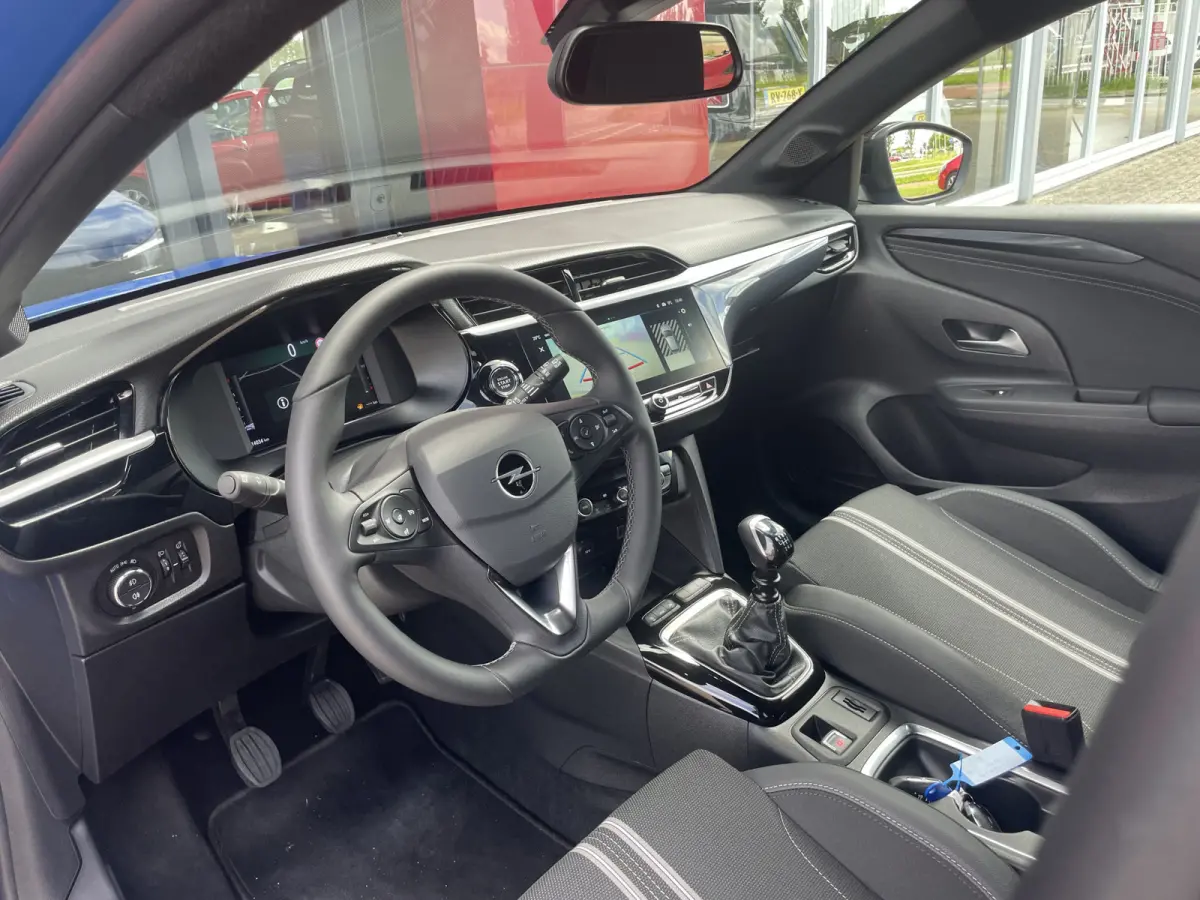 1.2 Turbo GS | Camera | Parkeersensoren voor en achter |