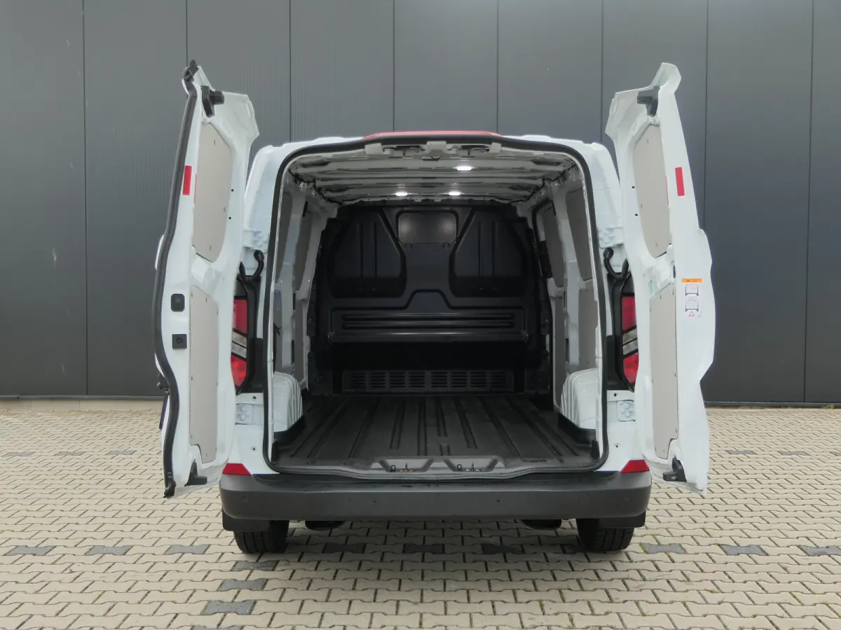 300 2.0 TDCI L2H1 Trend | CarPlay/Android Auto | Cruise Control | Parkeersensoren | Camera | Verwarmde Voorruit