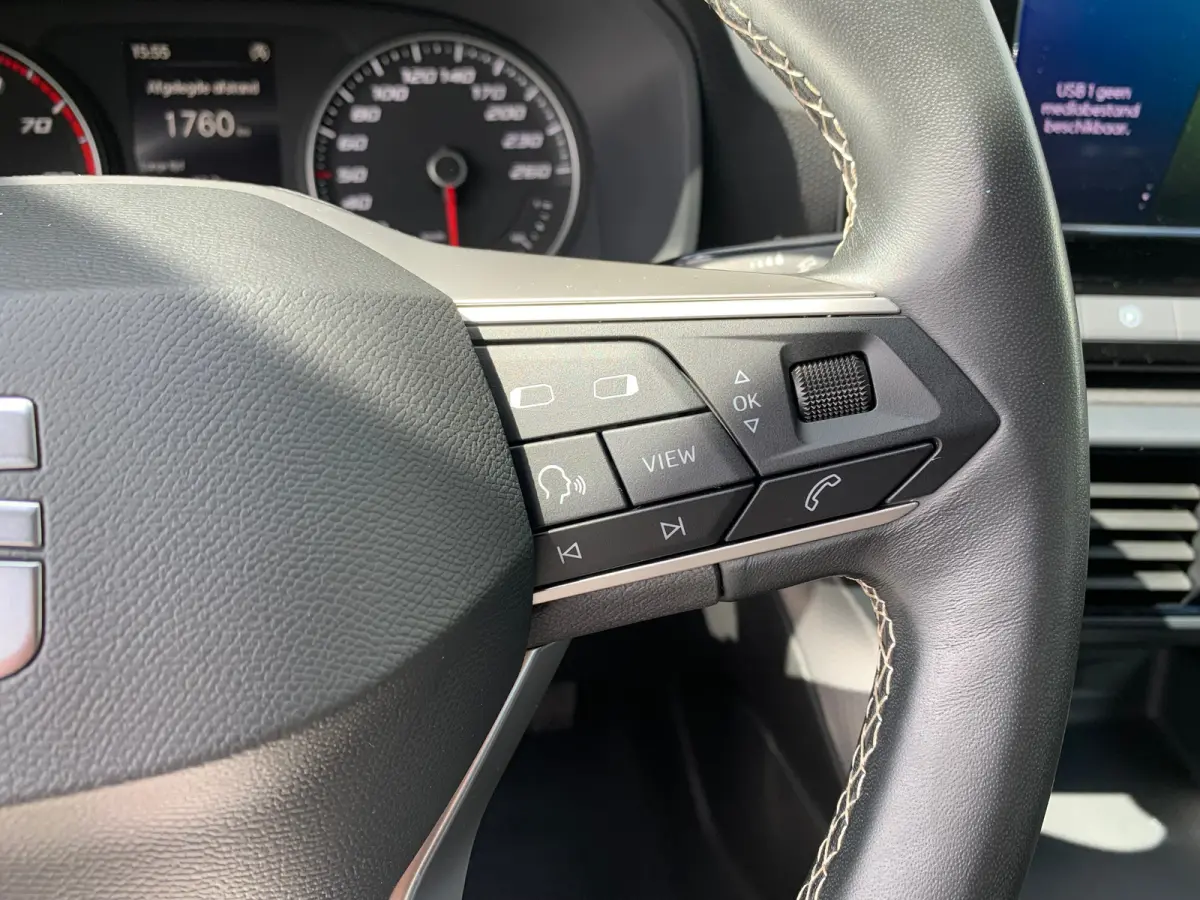 1.0 TSI Reference Airco | AppleCarplay/ Android Auto | All-seasonbanden | Cruise Control | DAB | LED | LMV 16" |