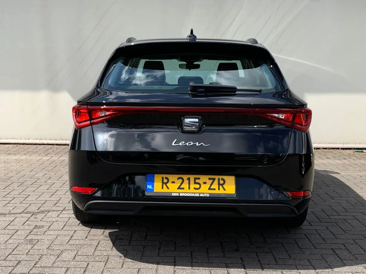 1.0 TSI Reference Airco | AppleCarplay/ Android Auto | All-seasonbanden | Cruise Control | DAB | LED | LMV 16" |